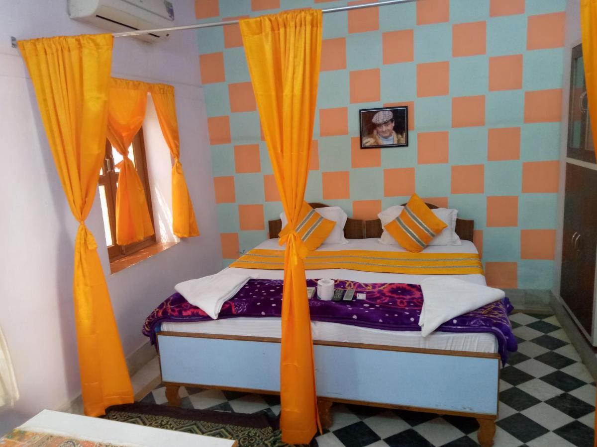 Ratan Hostel Джайсалмер Экстерьер фото